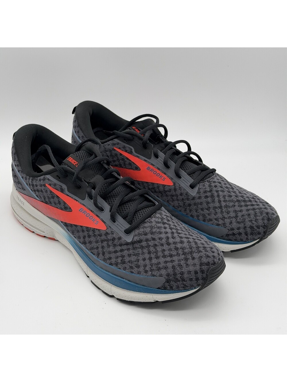 Brooks Trace 3 Men’s Size 13 Running Shoes Black Red Blue 110412 1D 071